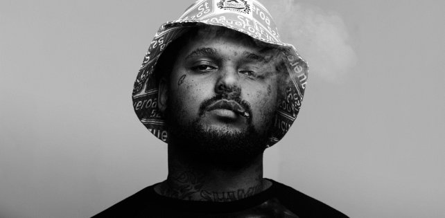 Новые решения в области реализации музыки в тройном видео ScHoolboy Q «Nunu».