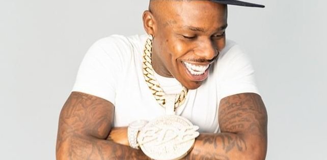 DaBaby снова предстает в образе Профессора Кирка и качается бургером в новом видео «Phat».